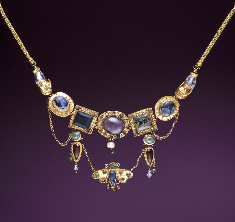 Stones in Ancient Greek Jewelry